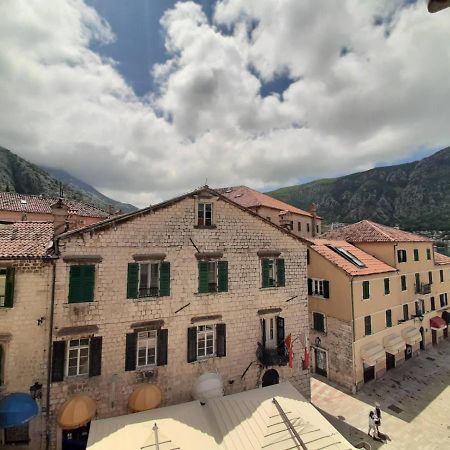 Old Town Heart Appartement Kotor Buitenkant foto