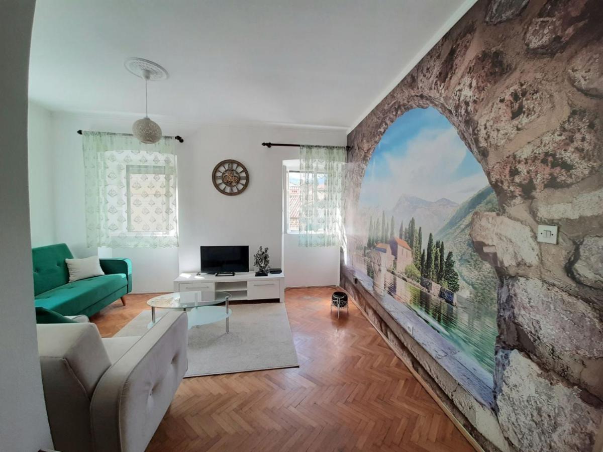 Old Town Heart Appartement Kotor Buitenkant foto