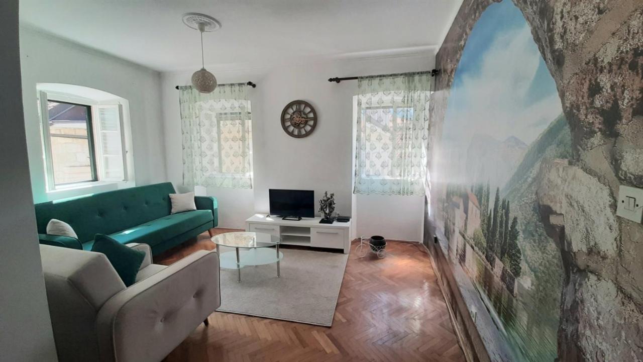 Old Town Heart Appartement Kotor Buitenkant foto